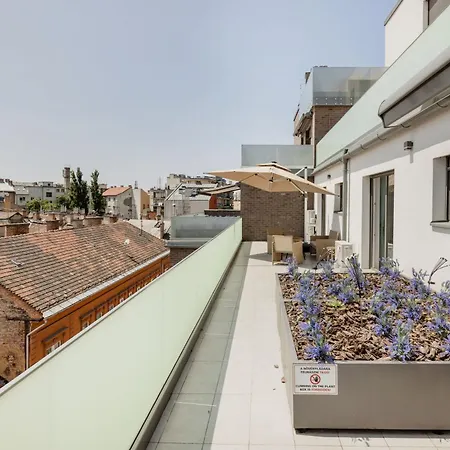 Penthouse With Terraces, Sky Garden & Free Parking Budapest