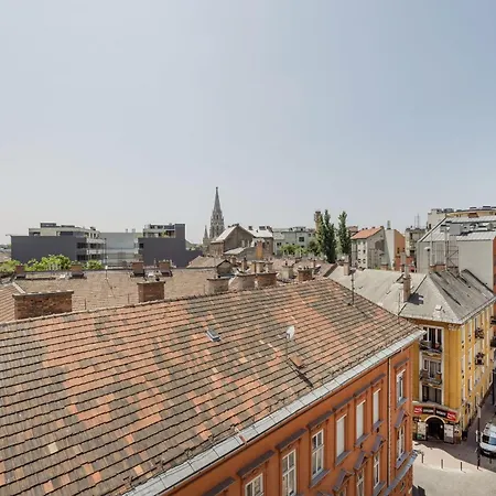 Apartment Penthouse With Terraces, Sky Garden & Free Parking *