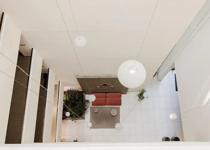 W - Luxury Penthouse - Sky Garden & Terrace - Free Parking - Sleeps 12 *