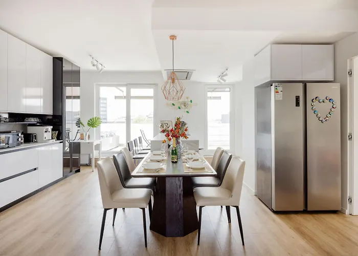 Lejlighed W - Luxury Penthouse - Sky Garden & Terrace - Free Parking - Sleeps 12 *