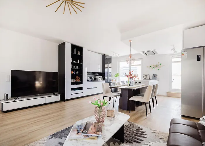 Lejlighed W - Luxury Penthouse - Sky Garden & Terrace - Free Parking - Sleeps 12 *