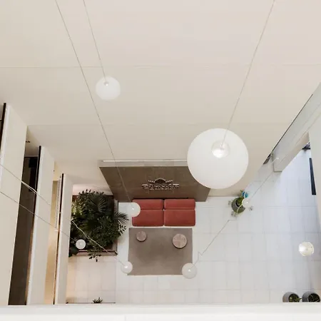 W - Luxury Penthouse - Sky Garden & Terrace - Free Parking - Sleeps 12 *