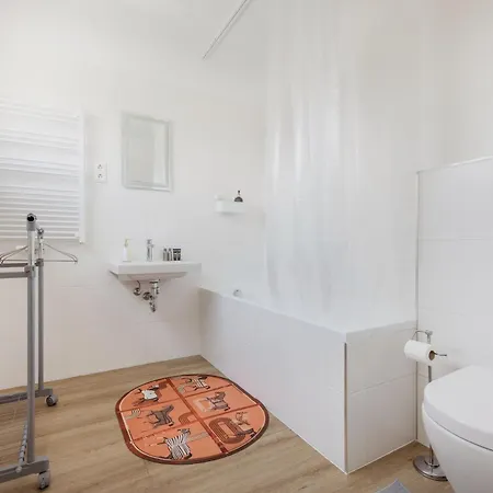 W - Luxury Penthouse - Sky Garden & Terrace - Free Parking - Sleeps 12 Lejlighed *